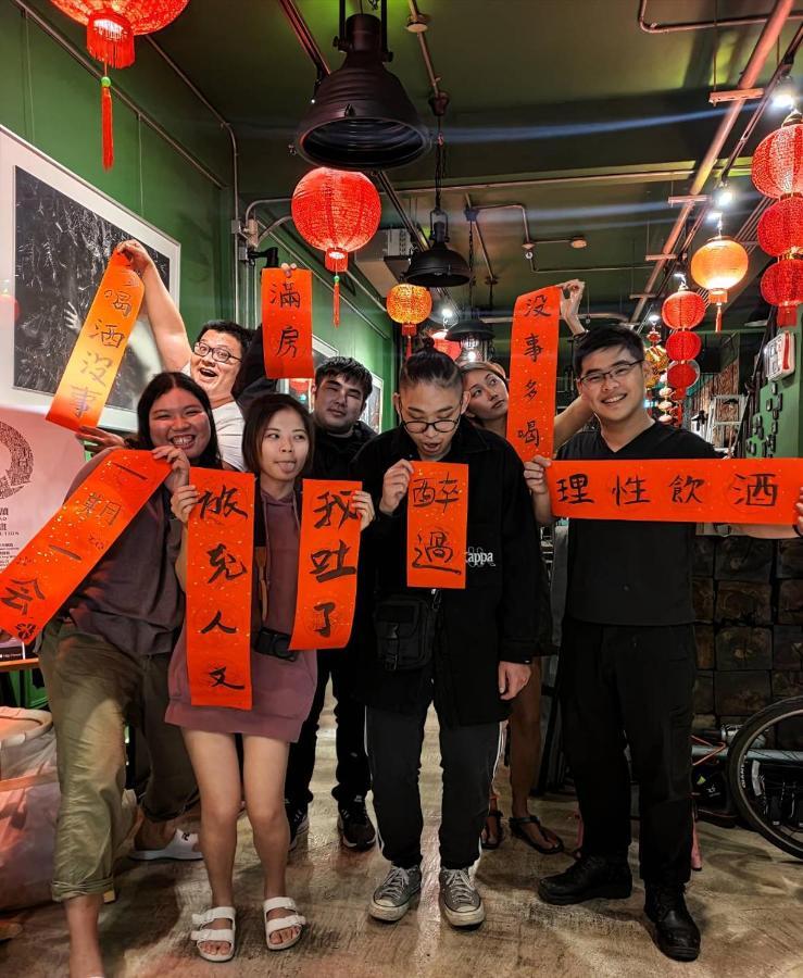 Travel Charger Hostel Hualien City Exterior foto