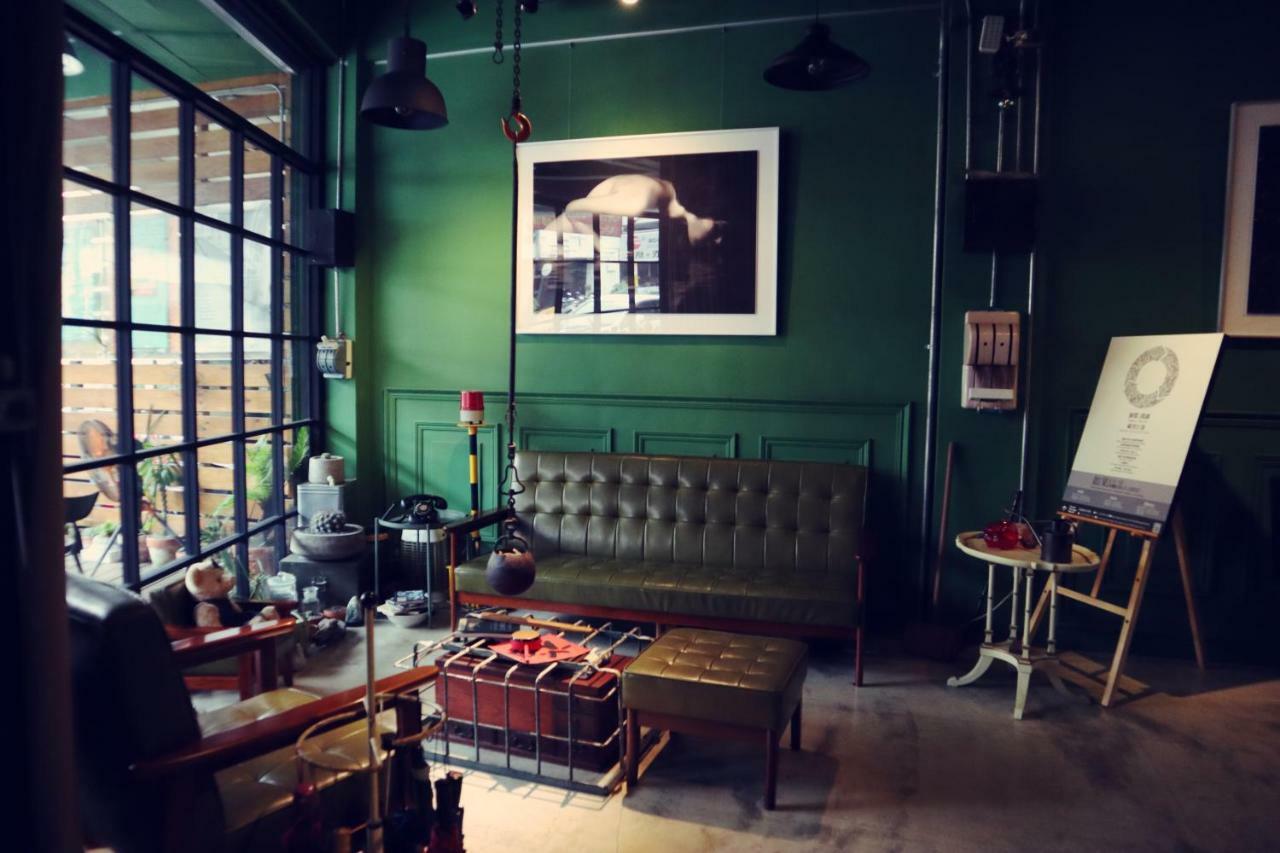 Travel Charger Hostel Hualien City Exterior foto