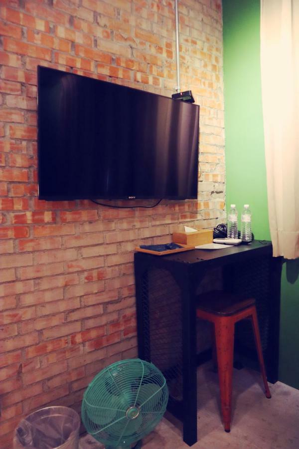 Travel Charger Hostel Hualien City Exterior foto