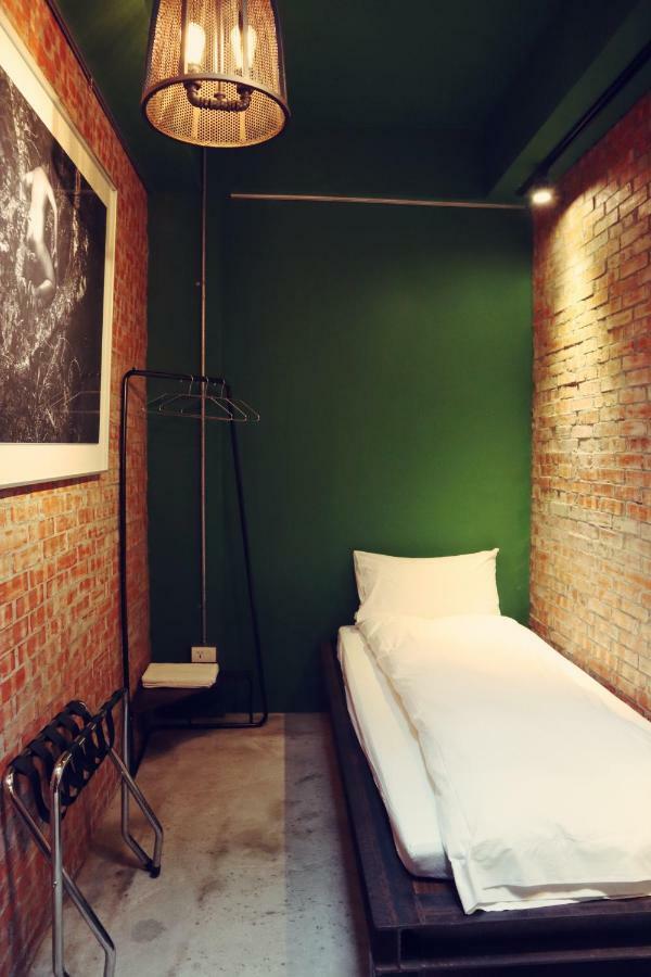 Travel Charger Hostel Hualien City Exterior foto